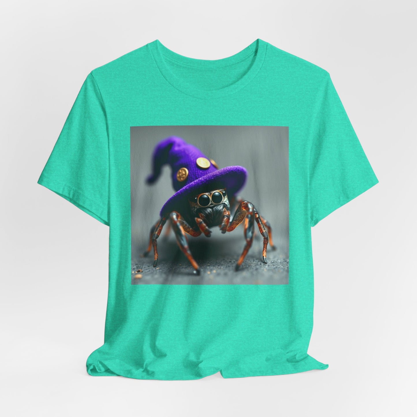 Jumping Spider in Purple Wizard Hat T-Shirt