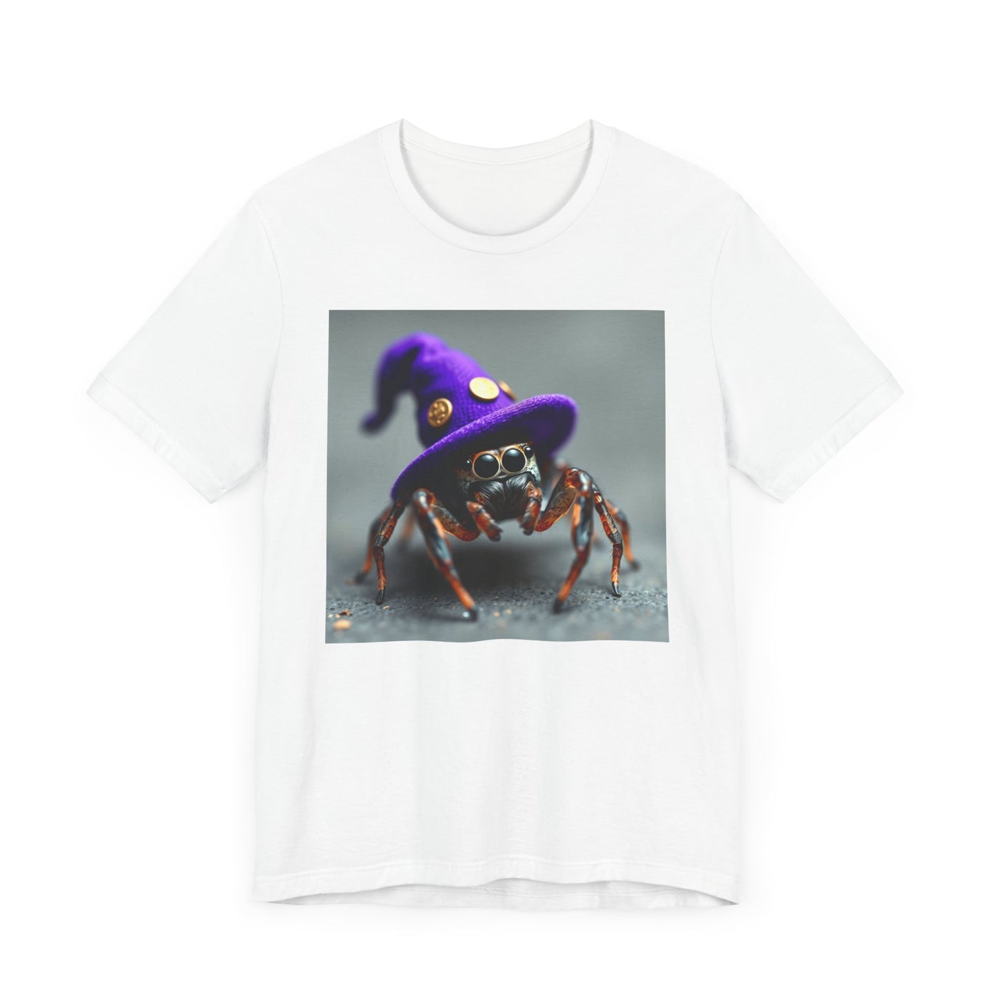 Jumping Spider in Purple Wizard Hat T-Shirt