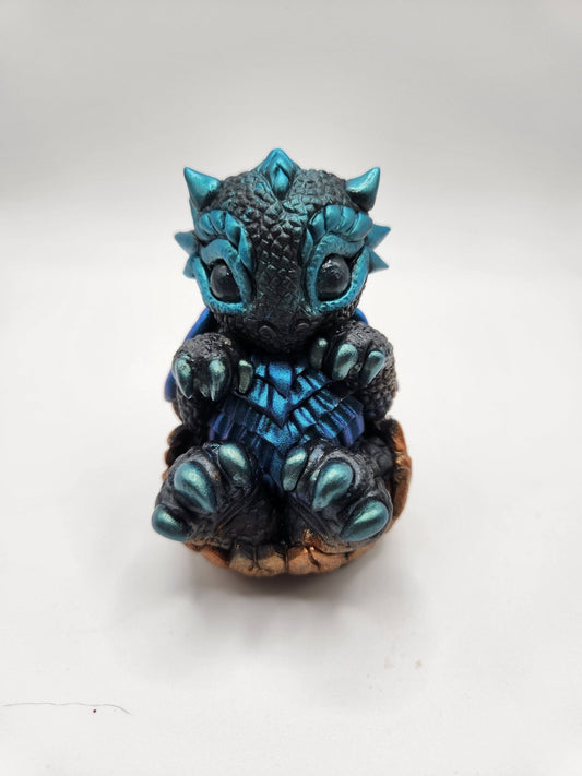 Baby Dragon with blue - Resonating Crystal Creations